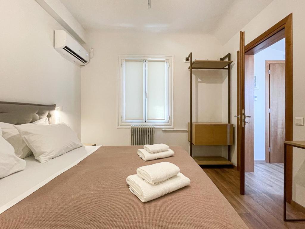 Voulis Attico Rooms & Apartments Atenas Exterior foto