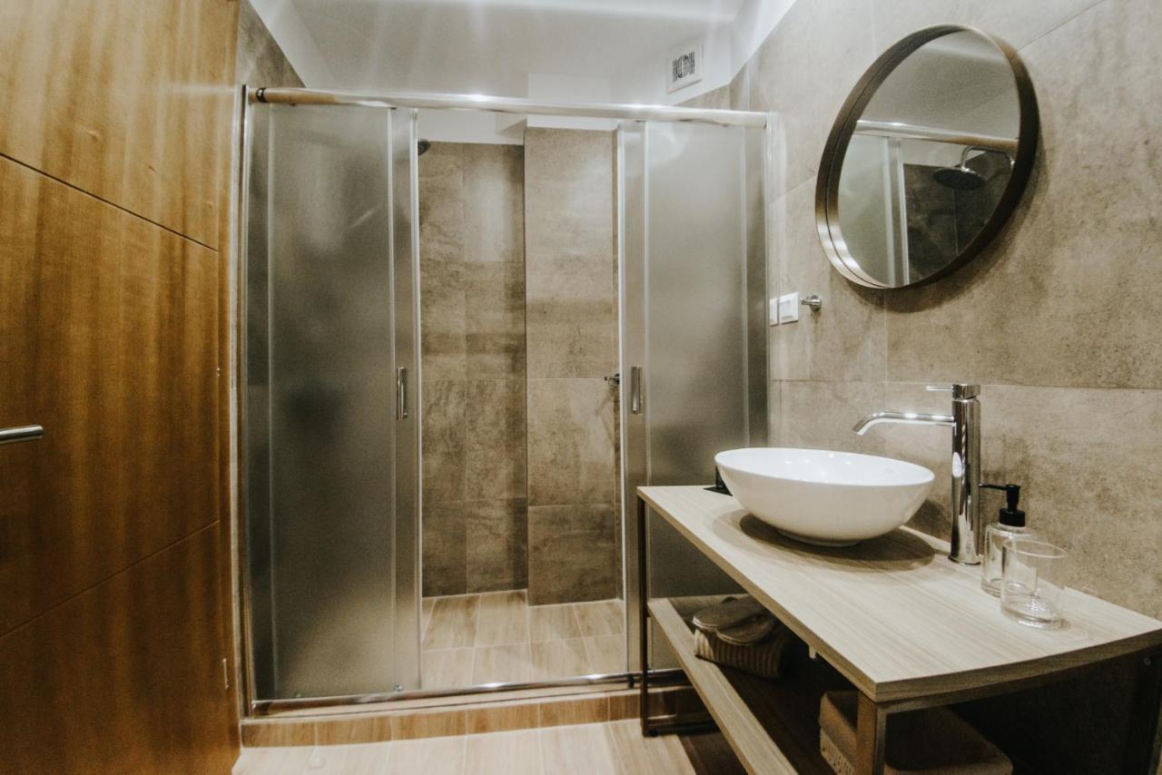 Voulis Attico Rooms & Apartments Atenas Exterior foto